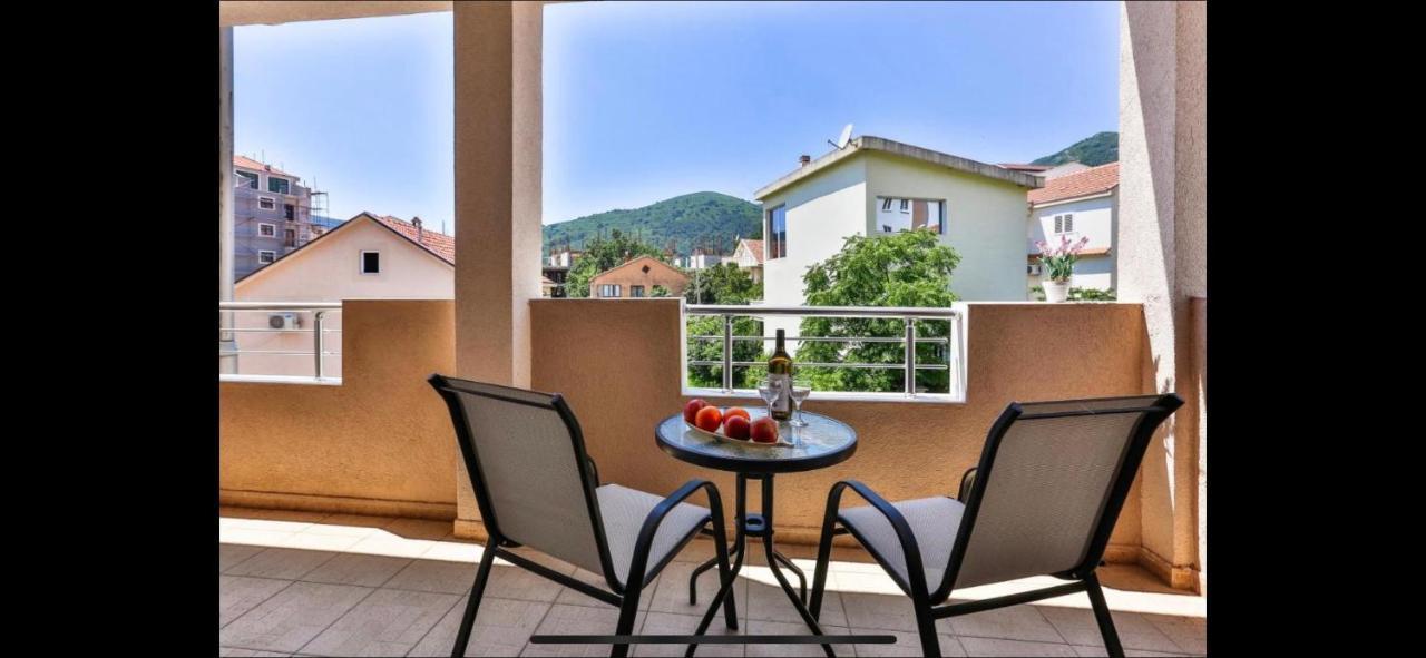 Villa Kosta Budva Luaran gambar