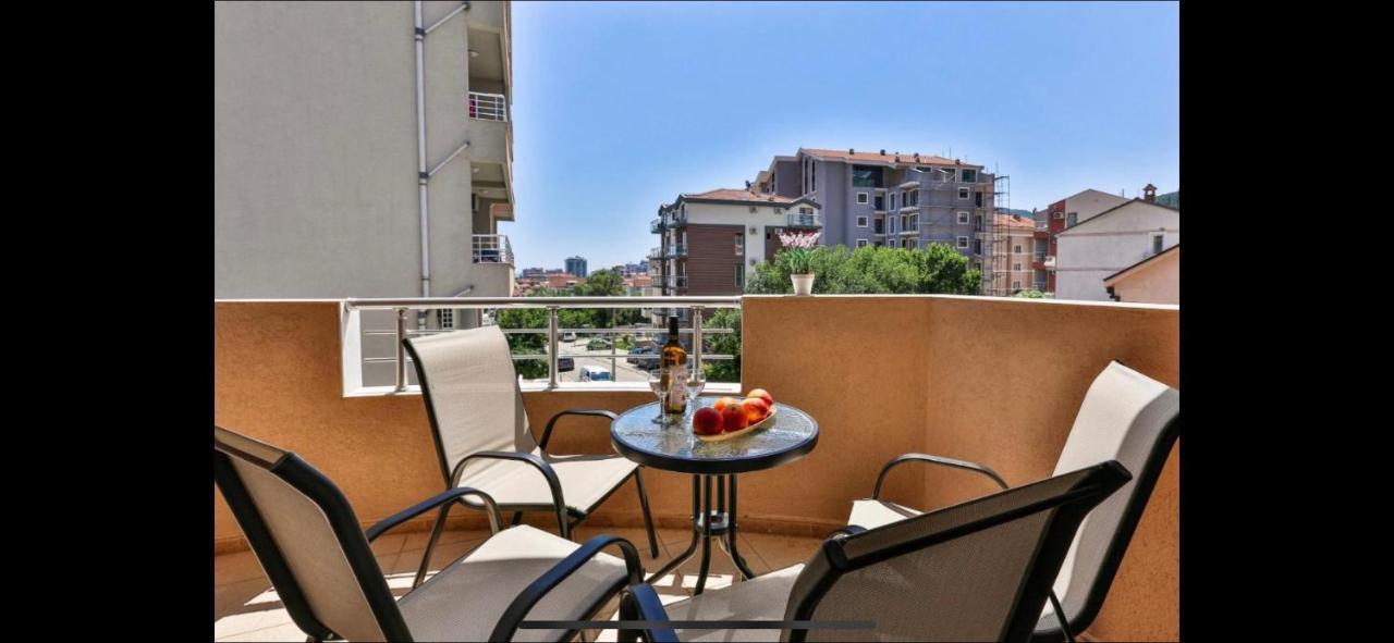 Villa Kosta Budva Luaran gambar