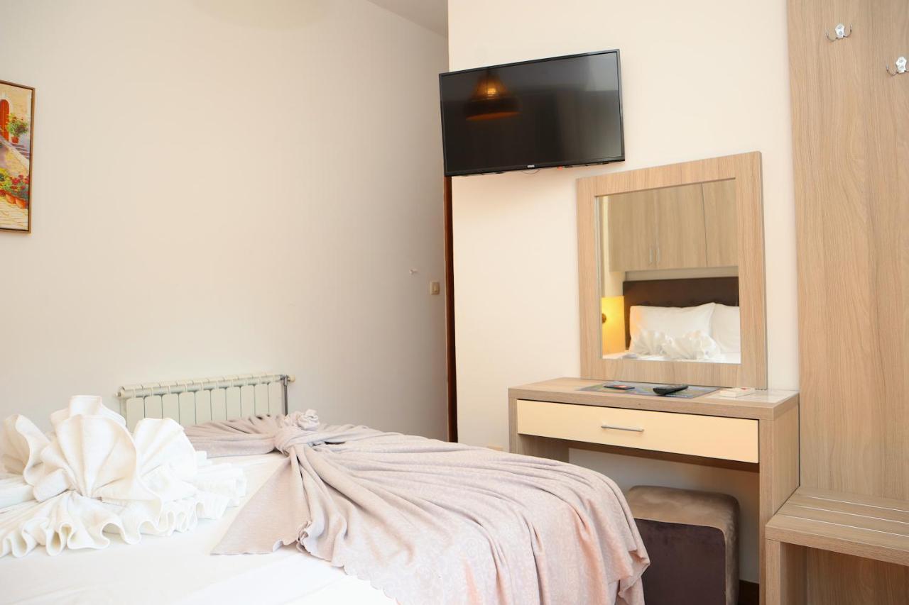 Villa Kosta Budva Luaran gambar
