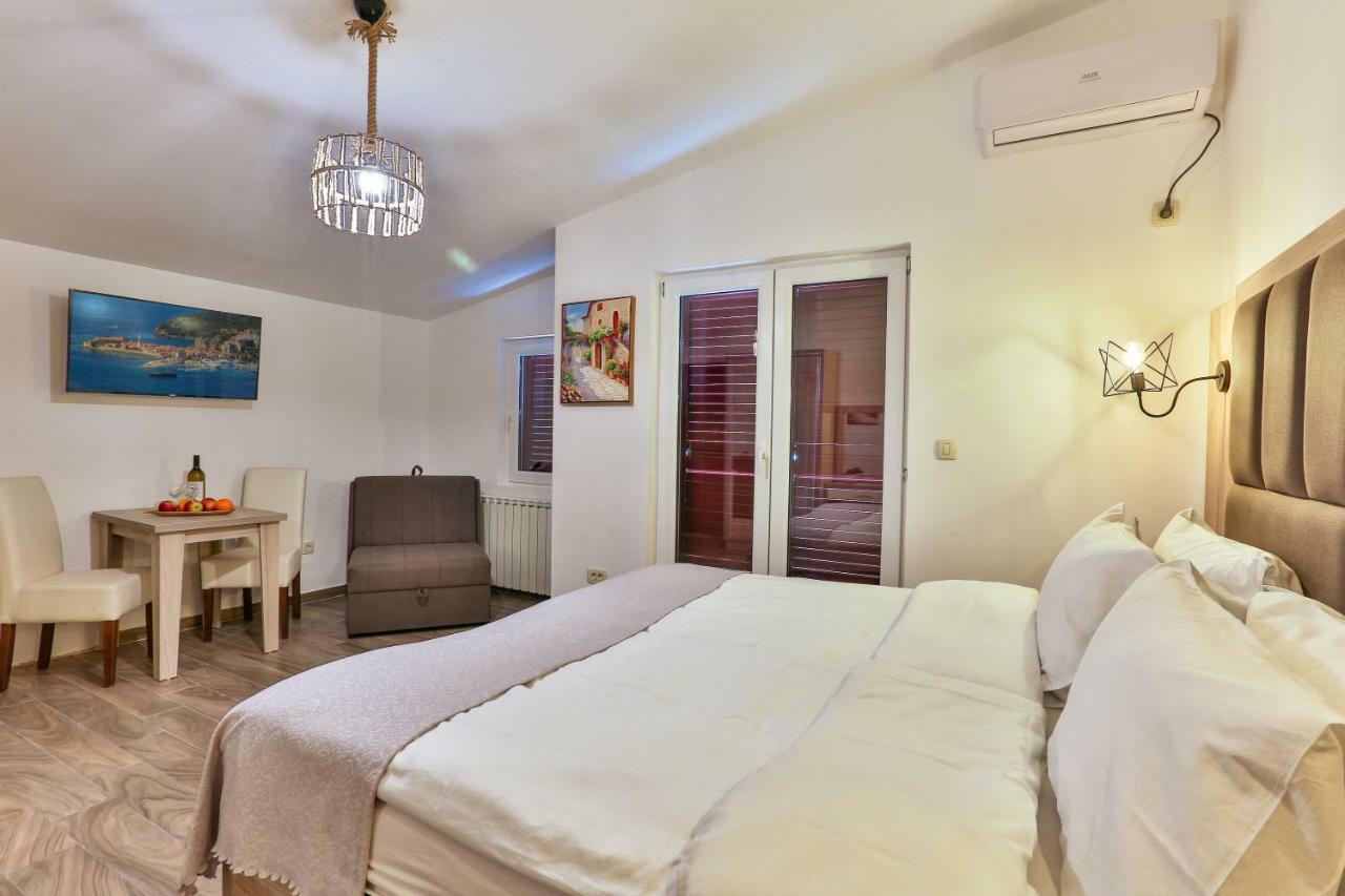 Villa Kosta Budva Luaran gambar