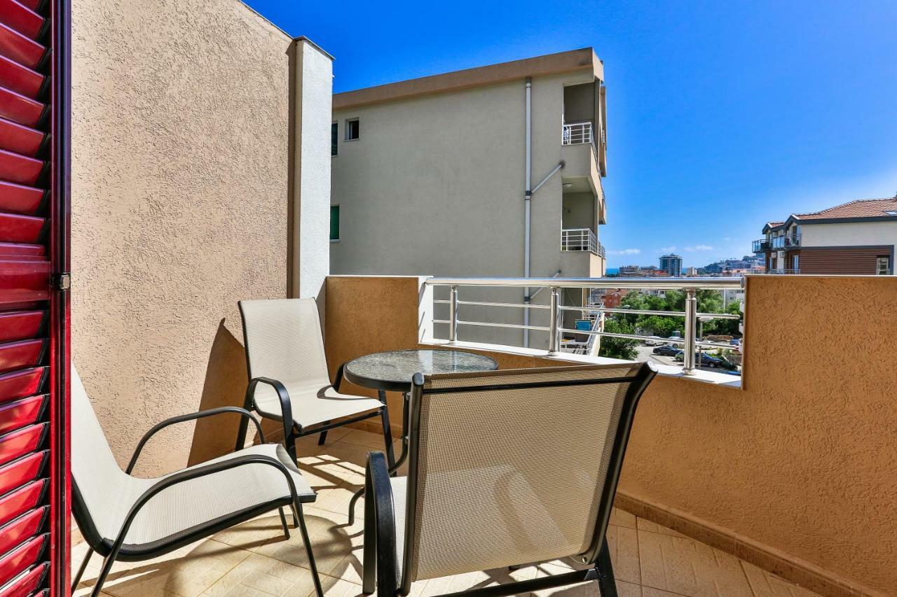 Villa Kosta Budva Luaran gambar