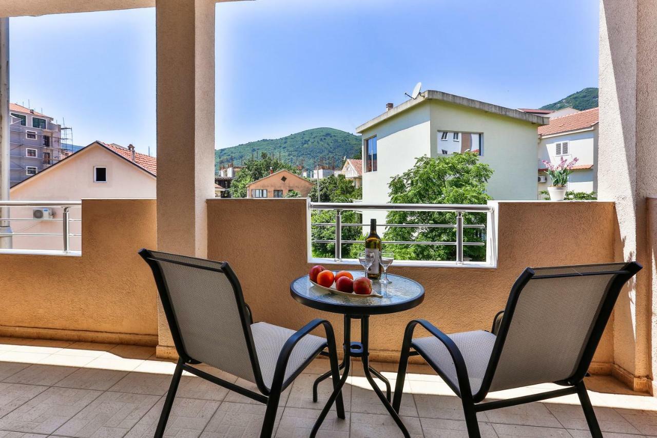 Villa Kosta Budva Luaran gambar