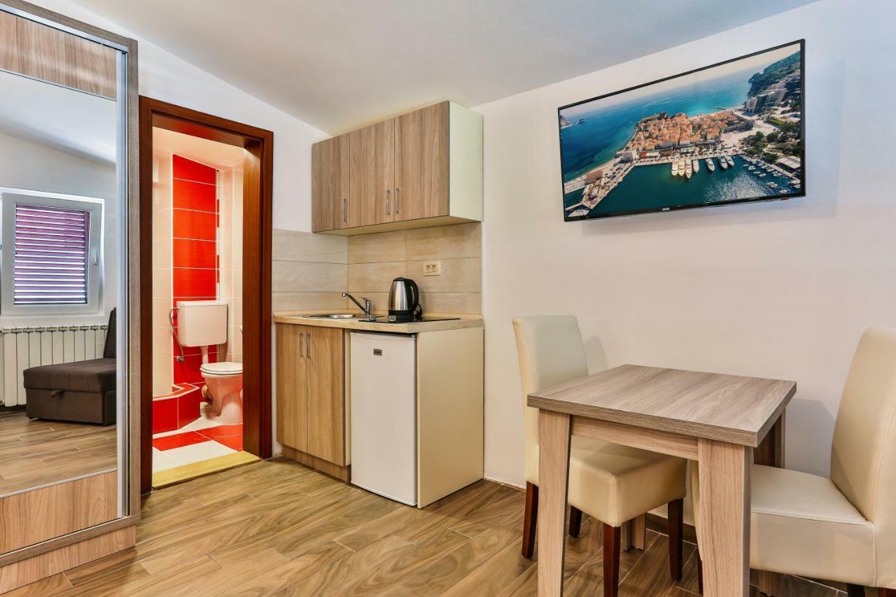 Villa Kosta Budva Luaran gambar