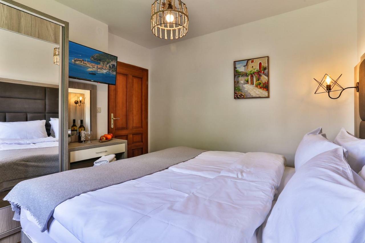 Villa Kosta Budva Luaran gambar