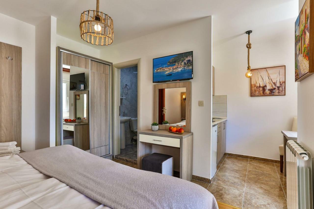 Villa Kosta Budva Luaran gambar